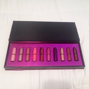 💄MAC Shiny Pretty Things Lip Kit 💄